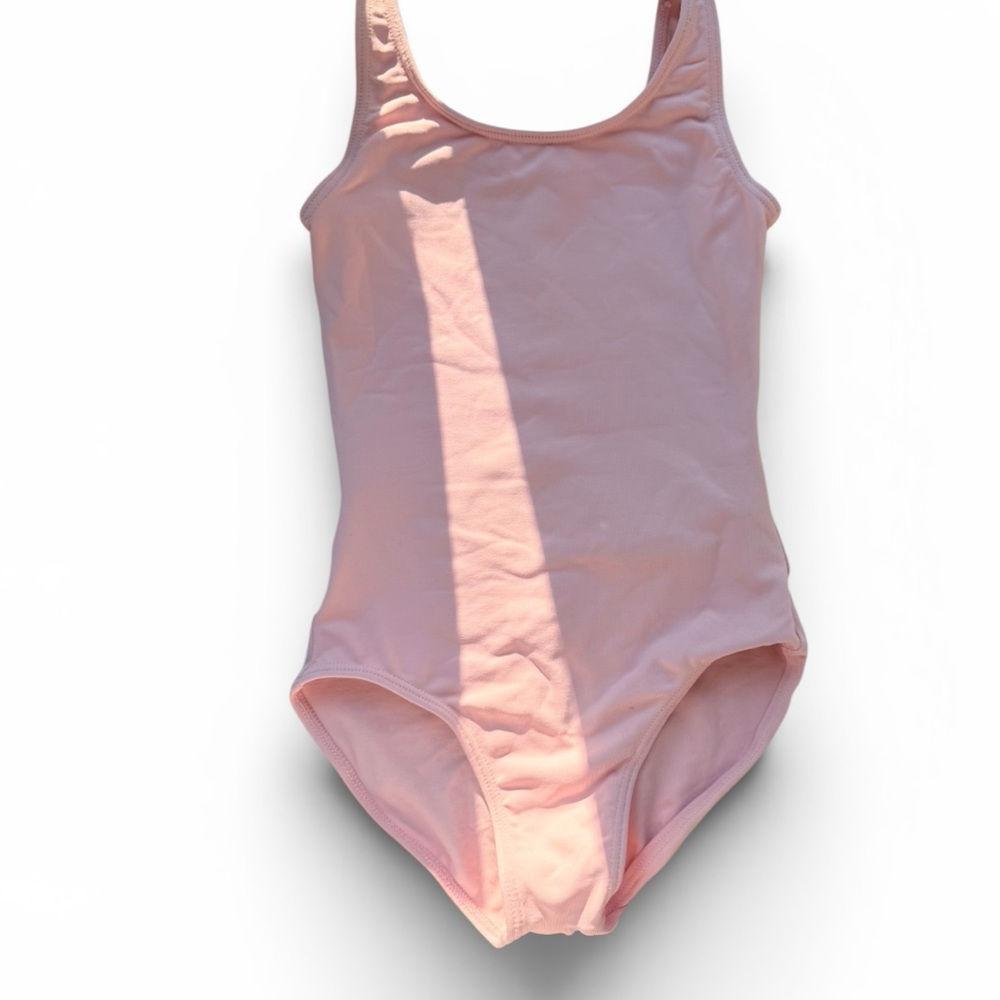 Soft pink girls ballet/dance leotard 6x-7